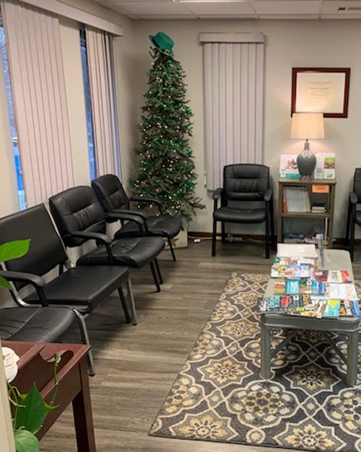 Waiting room at Consales Chiropractic in White Oak PA